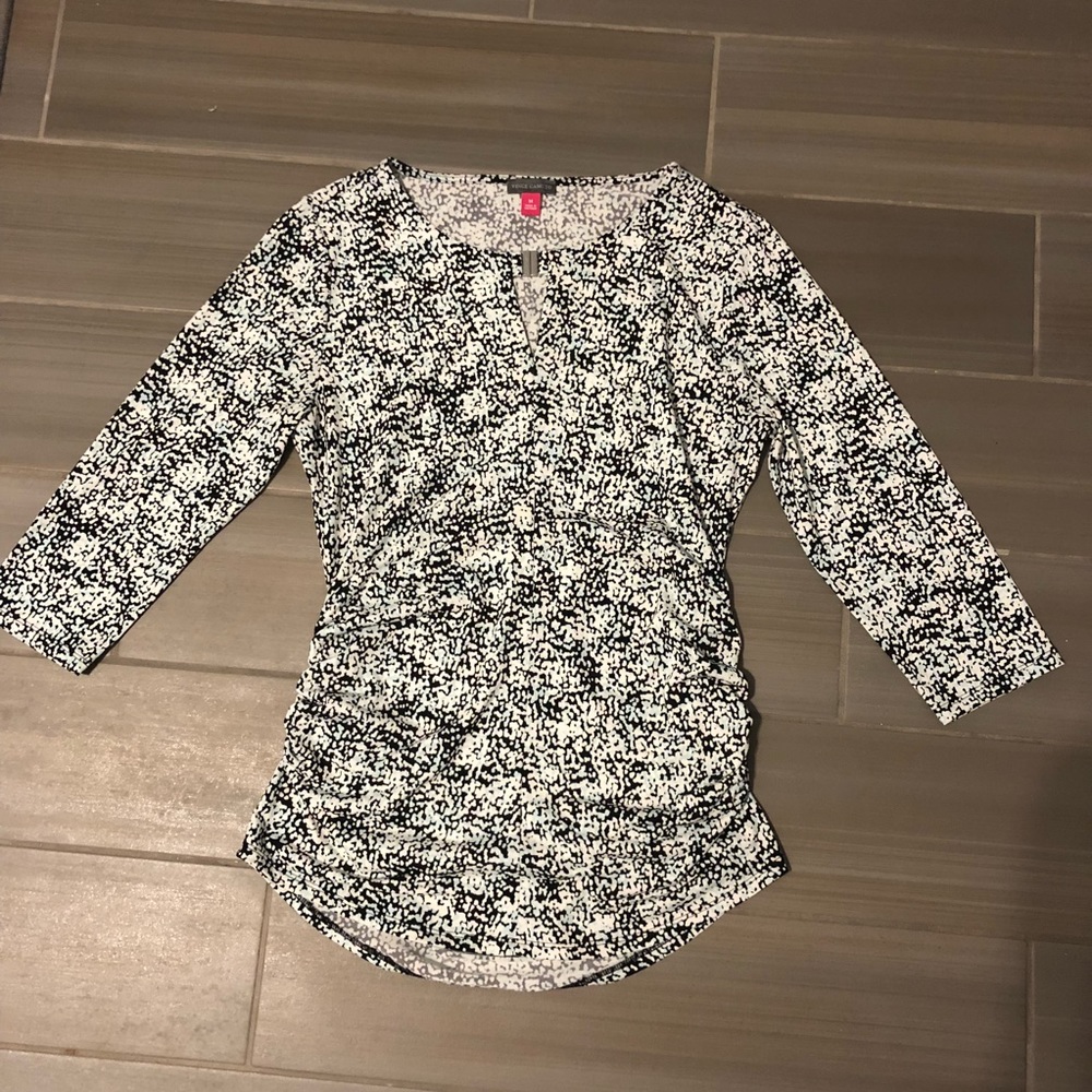 Vince Camuto printed 3/4 sleeves top